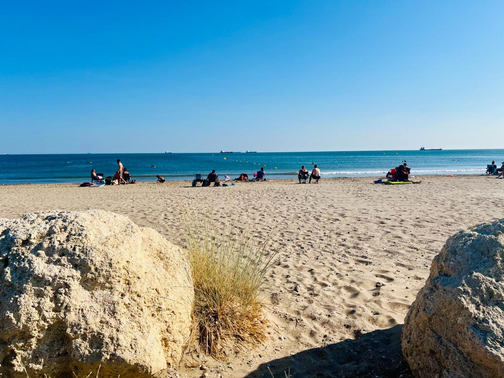 Le Coin De Mer 2, Bord De Mer, Plage 30M, Cosy, Clim, Wifi, 4 Personnes Fos-sur-Mer Exterior photo
