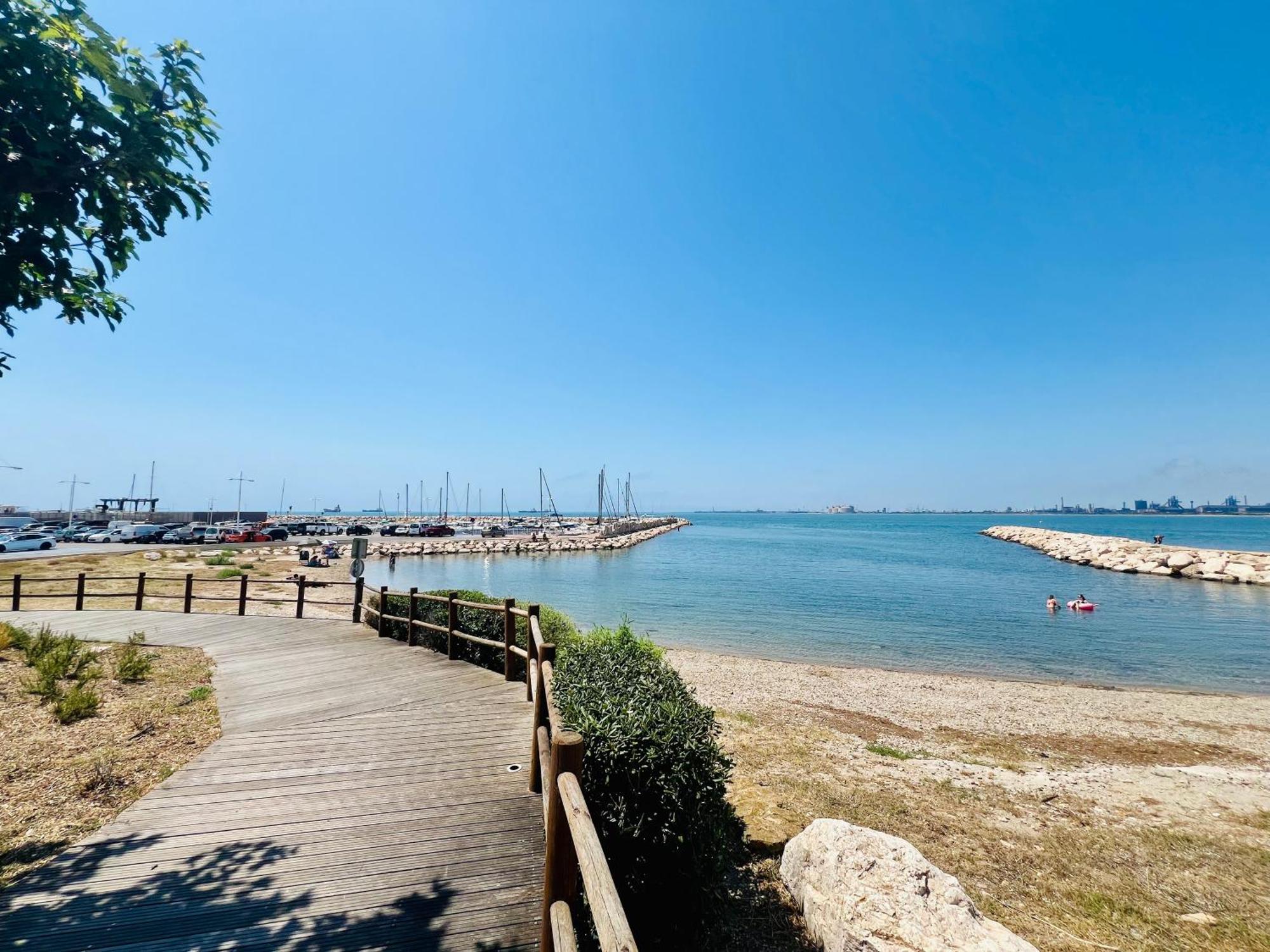 Le Coin De Mer 2, Bord De Mer, Plage 30M, Cosy, Clim, Wifi, 4 Personnes Fos-sur-Mer Exterior photo